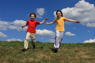 Play Australia advises that while playgrounds close outdoor play is fine