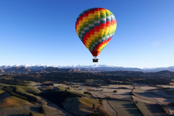 Licence test for New Zealand balloonists