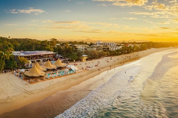 Fearing a ‘building tsunami’ of visitors Noosa Council looks at overtourism solutions