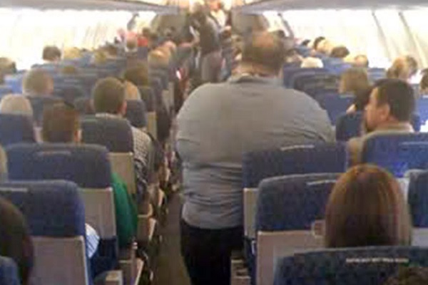 Airlines face demands caused by oversize passengers