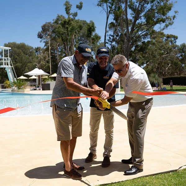 Perth’s Outback Splash opens new resort-style pool ‘The Lagoon’