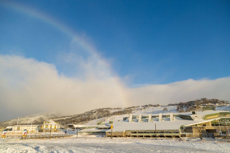 Snow falls prompt early season opening for Perisher
