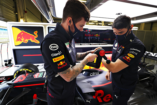 Red Bull Racing partners with Therabody to support team’s recovery and performance
