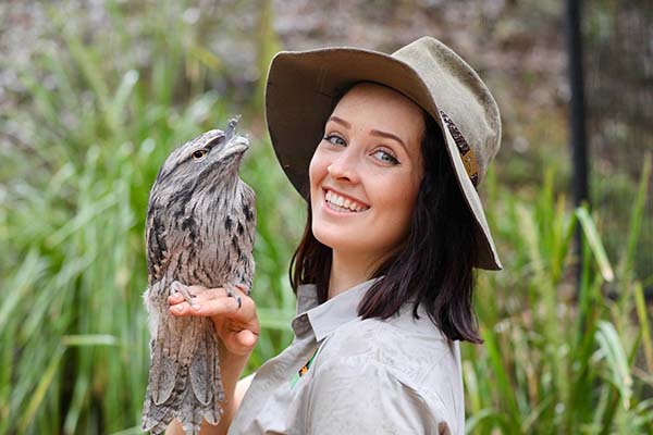 Australian Reptile Park celebrates International Zookeeper Day