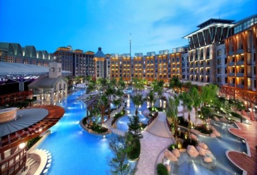 Resorts World Sentosa opens two new hotels