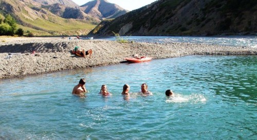 Maps show most New Zealand rivers excluded from swimming standard