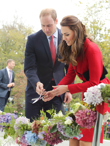 Botanic Gardens Visitor Centre opening a right royal affair