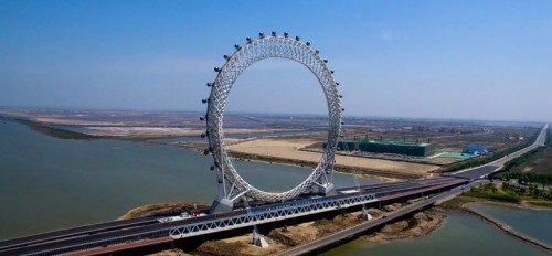 World’s largest spokeless ferris wheel opens in China