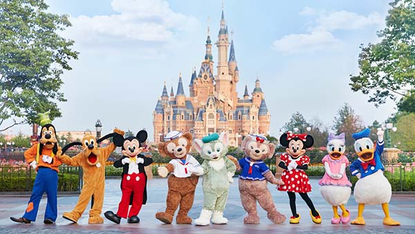 Coronavirus fears sees closure of Hong Kong and Shanghai Disney resorts