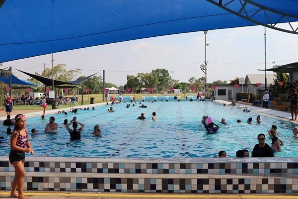 Mount Isa’s Splashez Aquatic Centre popular since reopening