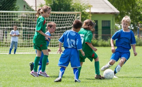 Football matches in Brisbane to continue after governing bodies resolve insurance matters