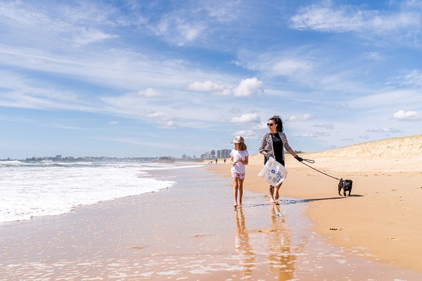 Australians set to spend their holidays by the coast with family and pets this Christmas