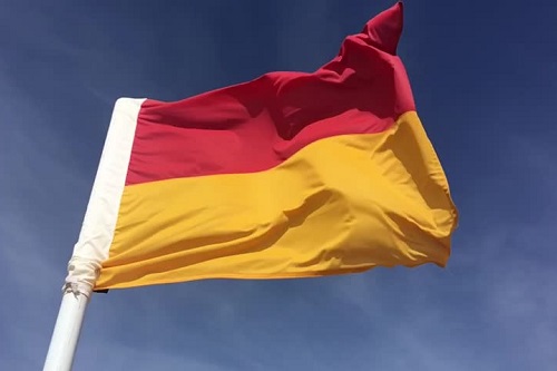 SLSA urge Australia Day safety: swim between the red and yellow flags