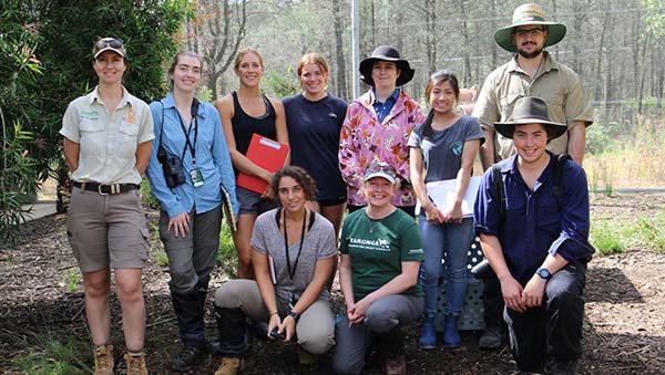 University students participate in conservation initiatives at Taronga Zoo