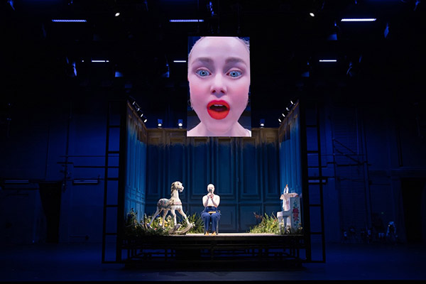 TDC spotlight their on-stage technical solutions for Sydney Theatre Company production