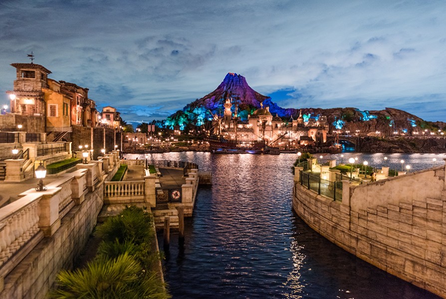 Tokyo Disney Resort reports soaring profits