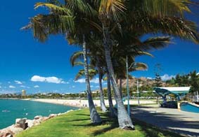Queensland tourism operators urged to register for DestinationQ