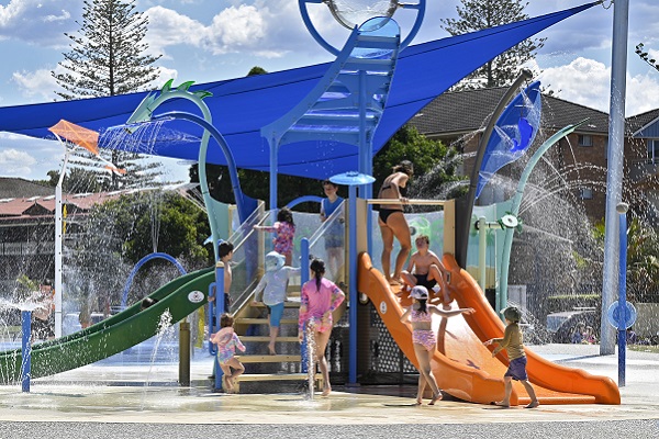 Tuncurry water playground proves popular since September opening