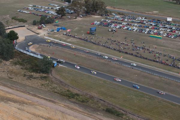 Symmons Plains V8 racing secured for five more years