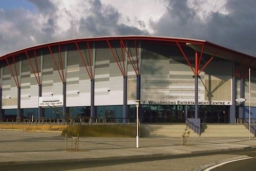 Call to upgrade WIN Entertainment Centre after leaking roof halts NBL clash