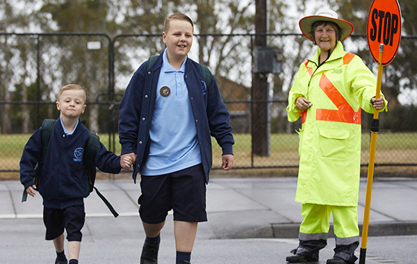 Research finds record number of Victorian students walking to school