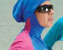 New headscarf helps Muslim women swim safely